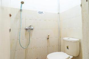 Pekayon Jaya House | RedDoorz Syariah near Grand Galaxy Park