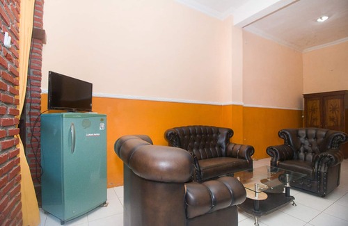 Sumenep House | RedDoorz Syariah near Keraton Sumenep