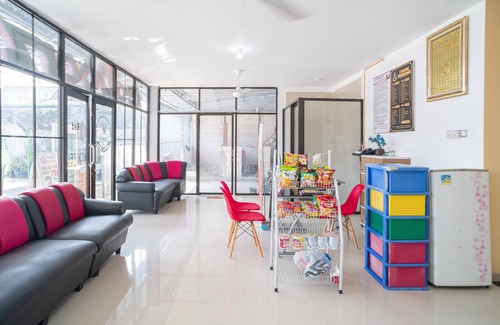 Nganjuk House | RedDoorz Syariah @ Winong Nganjuk