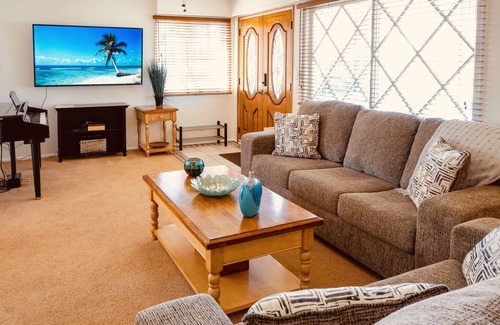 North Redondo House | Redondo Beach House Close to LAX/Sofi/Forum/Beach/Restaurants