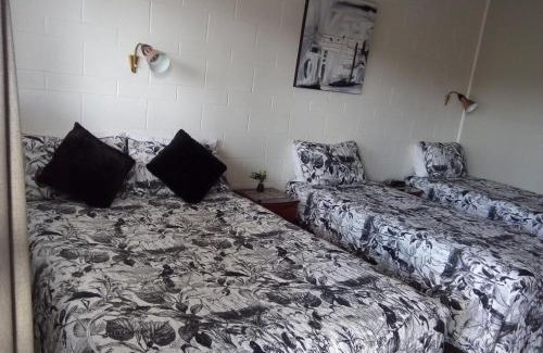 Levin House | Redwood Lodge Motel