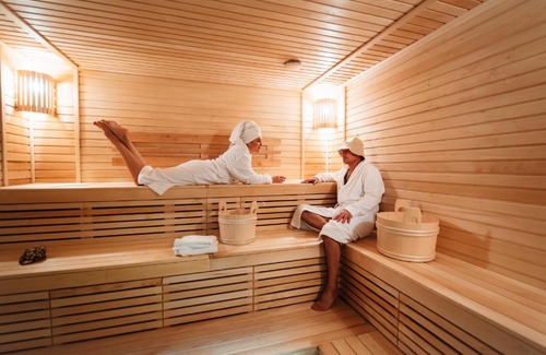 Vinnichki House | RedWoodHouse