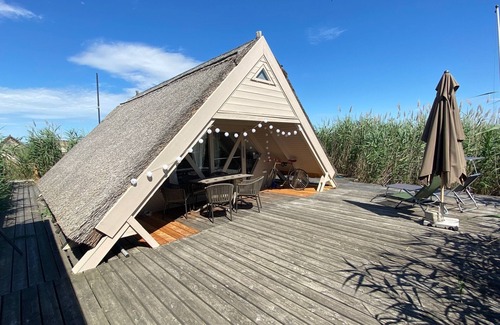 Rust Cabin | Reed hut/pile dwelling on Lake Neusiedl