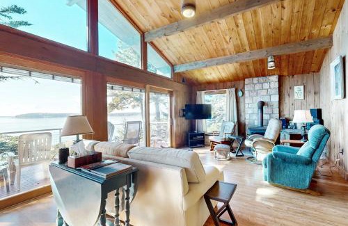 Bass Harbor House | Reed Shore Cottage