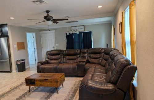 Ingleside House | Reel Fun Family Retreat