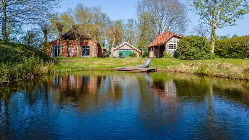 Sudbrookmerland House | Reetdach Ostfriesenhaus