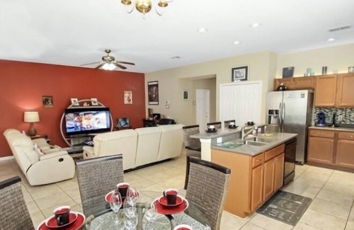 Bellavida House | Ref 01BV. Villa at Bella Vida with own pool. Near Disney