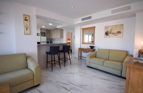Torreblanca Apartment | Ref: 289 Beautiful modern seafront apartment in Torreblanca with great views
