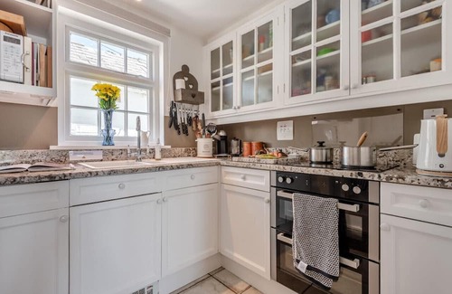Littlebredy House | Reflections - Two Bedroom House, Sleeps 4