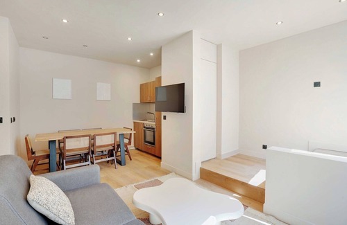 Gare Apartment | Refurbished Apartment - 2BD/8P - Place D'Italie