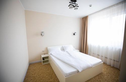Caransebes Hotel | Regal Ballroom