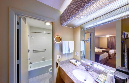 Eddyville Hotel | Regency Inn