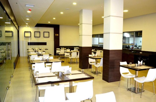 Arakkonam Hotel | Regency Tiruttani by GRT Hotels