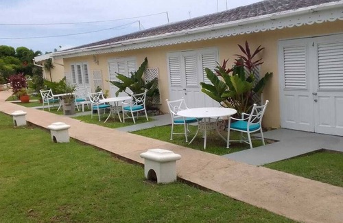 Sunset Crest Apartment | Regent Apartments