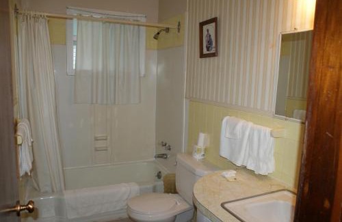 Saint John Hotel | Regent Motel