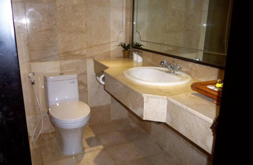 Klojen Hotel | Regent's Park Hotel