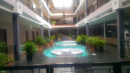 Piarco Hotel | Regent Star Hotel