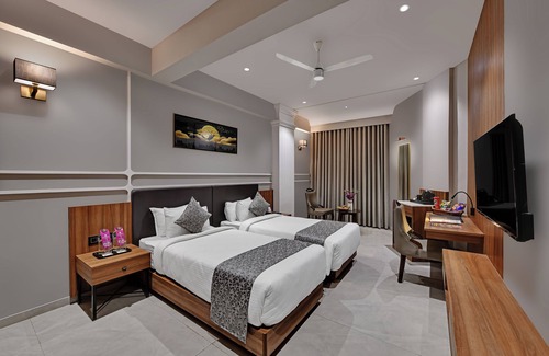Jamnagar Hotel | Regenta Inn Motikhavdi Jamnagar