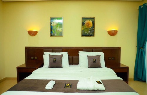 Aneho Hotel | Regina The Pearl