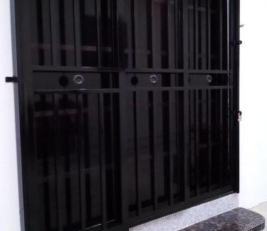 Kampong Raja House | Rehat Penginapan Famili