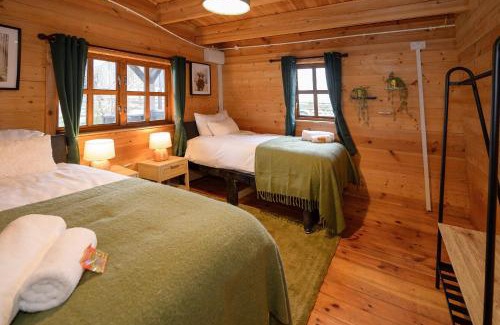Rugeley Ski Chalet | Reindeer Lodge Very Special Retreat With Private Hot Tub Near Cannock Chase By StayStaycations