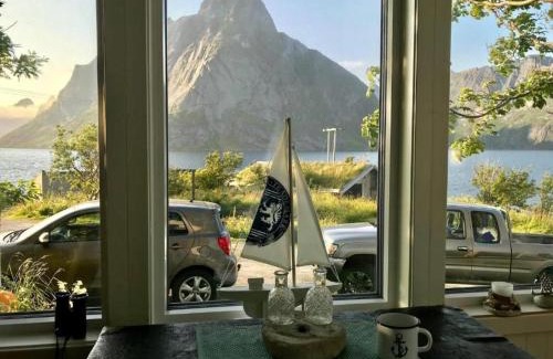 Reine House | Reinefjorden Lodge