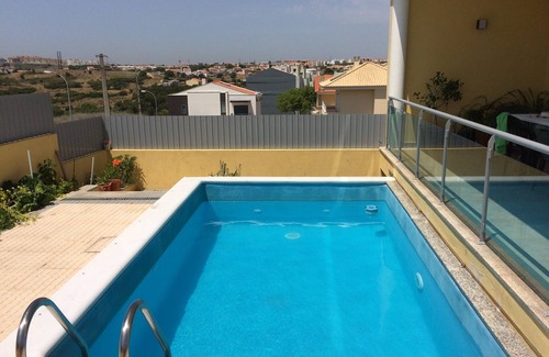 Porto Salvo Apartment | Reis House - Enjoy and Relax