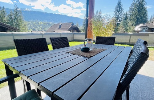 Lake Pressegger Apartment | Reizender Bungalow - mit 120qm - in Ruhiger Lage