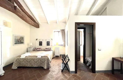Montalto Bed & Breakfast | Relais Palazzo Paleologi - Secolo XIV
