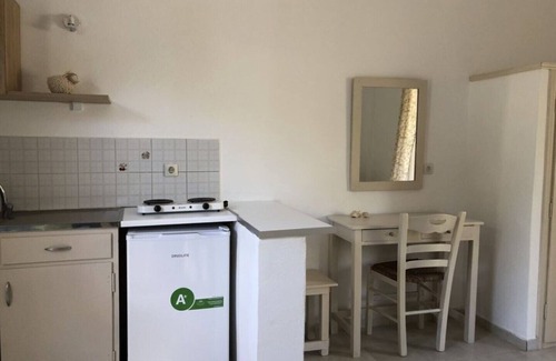 Molos House | relax and cosy atmosphere waiting for you to make your holidays better!