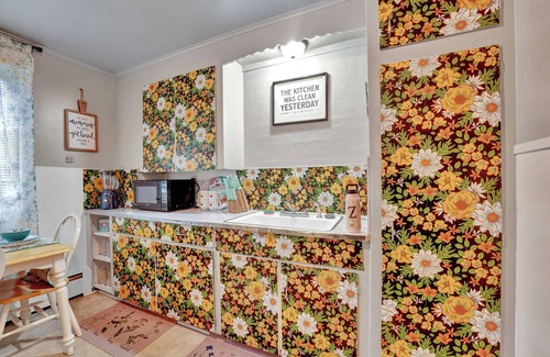 Rochester Apartment | Relax and enjoy the lush beauty of Flower City