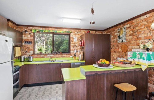 Lilli Pilli House | Relax and unwind in the lovely home next to the ocean