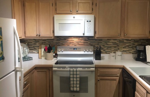 North Myrtle Beach Apartment | Relax at Tidewater! Golf/Fun/Sun/Beach/Pool/Fitness/Tennis/Hot Tub/Shopping
