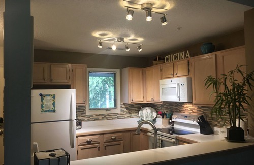 North Myrtle Beach Apartment | Relax at Tidewater! Golf/Fun/Sun/Beach/Pool/Fitness/Tennis/Hot Tub/Shopping