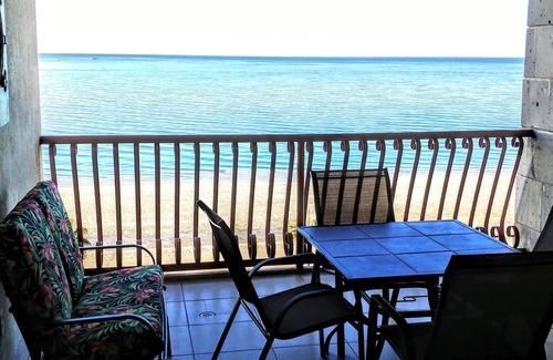 La Choya Condo | Relax! Beach Front location with a Beautiful Ocean View… Now Avail!