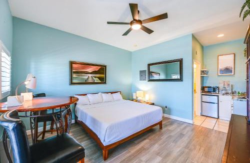 Naples Apartment | Relax By Pool, Stay Near Parks Naples Studio
