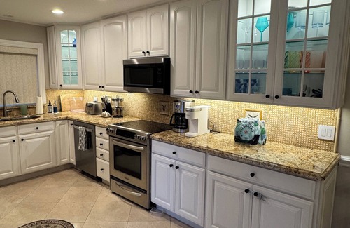 Tropic Isle House | Relax by the sea! 3-Bedroom Delray Beach Home near Atlantic Ave