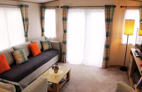 Carlisle Ski Chalet | Relax, Enjoy fast Starlink Wi-Fi