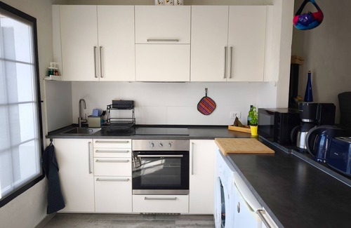 Galdar Apartment | Relax in front of the Ocean with a beautiful view!