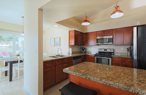 Horizons West House | Relax in Sunny Arizona with heated pool and beautiful views