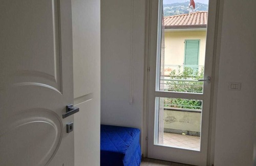 Massa Villa | Relax in this quiet space centrally located in Massa.