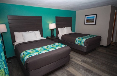 Derrick City Hotel | Relax Inn