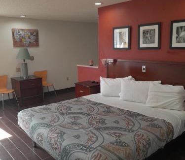 Franklin Hotel | Relax Inn