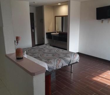 Franklin Hotel | Relax Inn