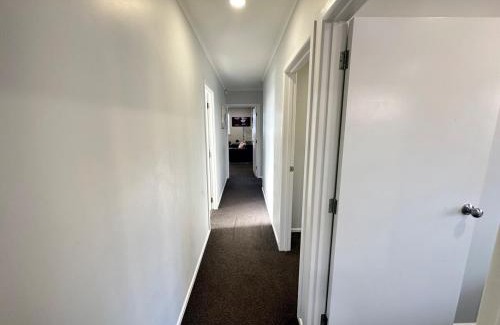 Mount Wellington House | Relax near Auckland city & enjoy