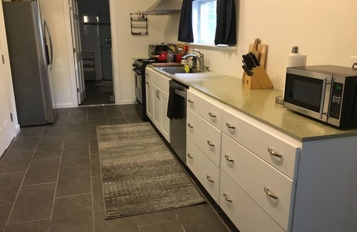 Woodstock Apartment | Relax near Catskills in our cozy Woodstock Apartment