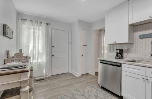 Easley House | Relax near Falls Park 20 min drive