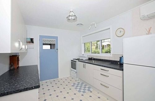 Riverton House | Relax on the Riviera