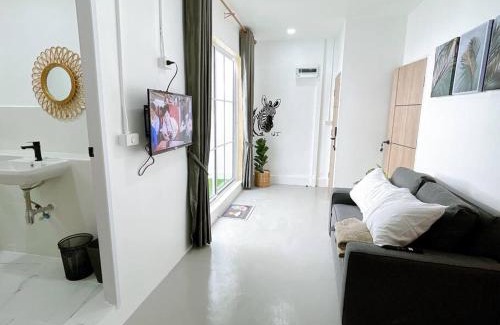 Talat Yot Apartment | Relax Private terrace&cozy BR,near Grand palace