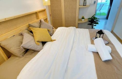 Talat Yot Apartment | Relax Private terrace&cozy BR,near Grand palace